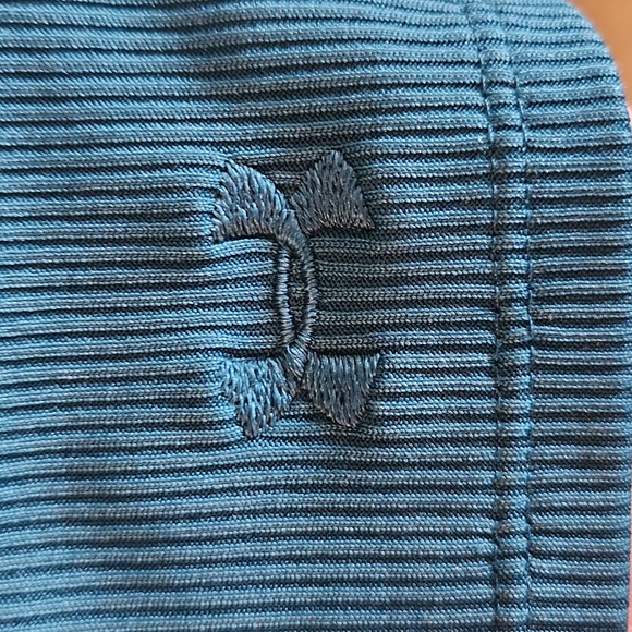 Teal UnderArmour Tanktop - Picture 4 of 4